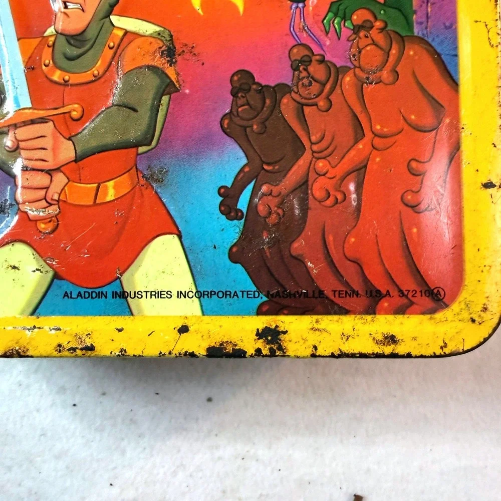 Vintage 1983 Dragon's Lair Aladdin Metal Lunch Box Don Bluth Arcade Game Retro